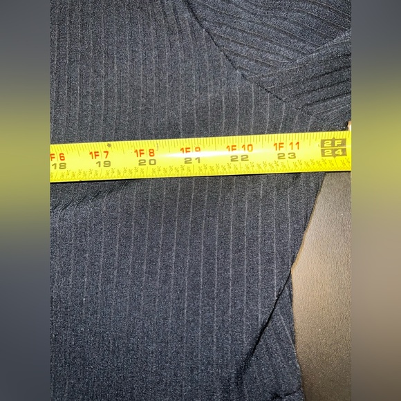 Boohoo Black Ribbed Long Sleeve VNeck Dress Size 16 EUC - Picture 6 of 7